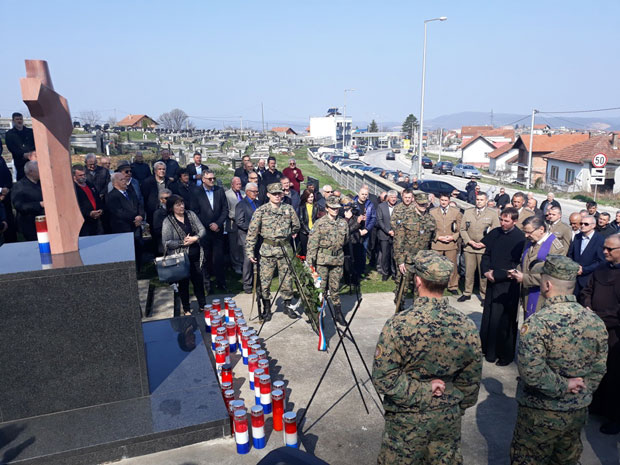 Славили саборци крваве Азре